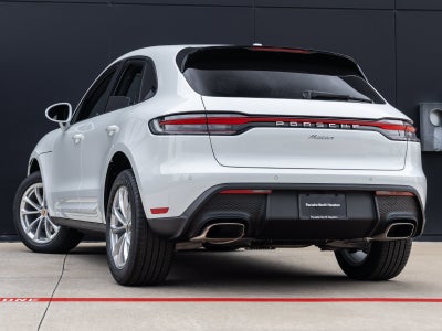 2026 Porsche Macan Macan