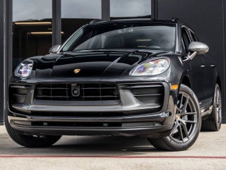 2023 Porsche Macan T