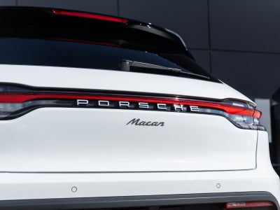 2025 Porsche Macan Macan