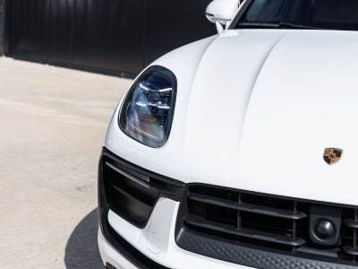 2025 Porsche Macan Macan