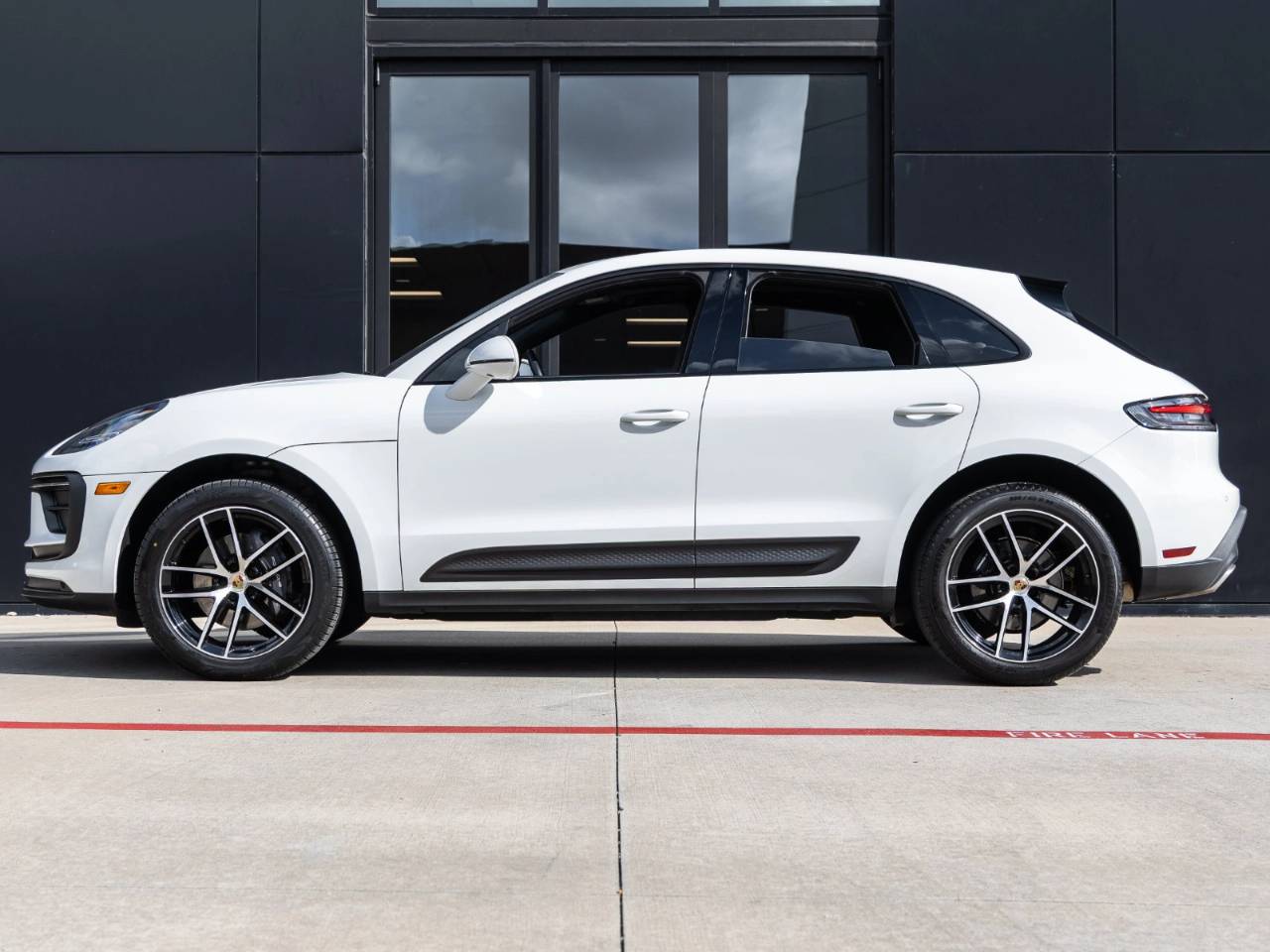 2025 Porsche Macan Macan