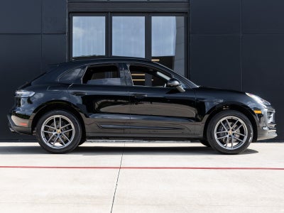 2025 Porsche Macan Macan