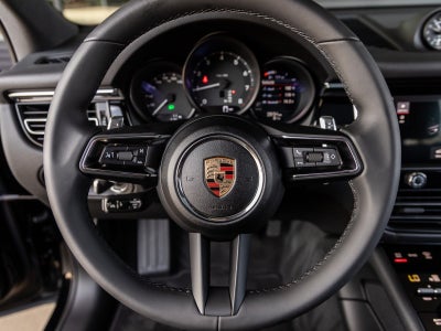 2025 Porsche Macan Macan