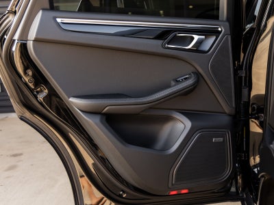 2025 Porsche Macan Macan