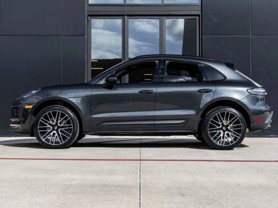 2026 Porsche Macan AWD
