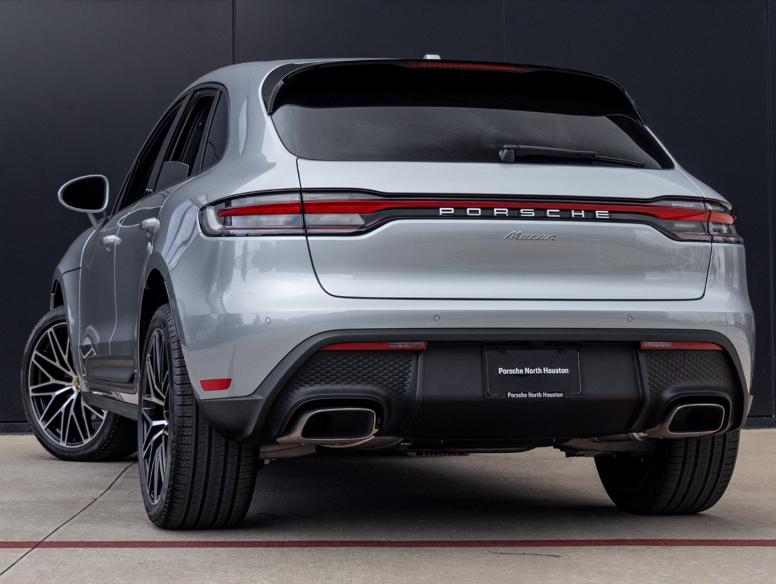 2026 Porsche Macan Macan