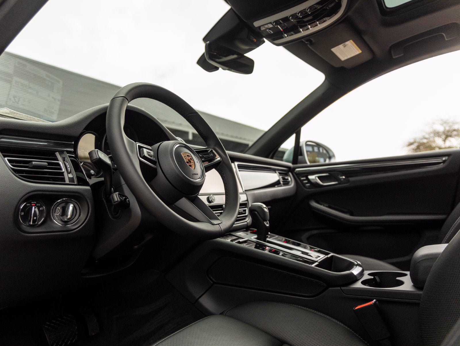 2026 Porsche Macan Macan
