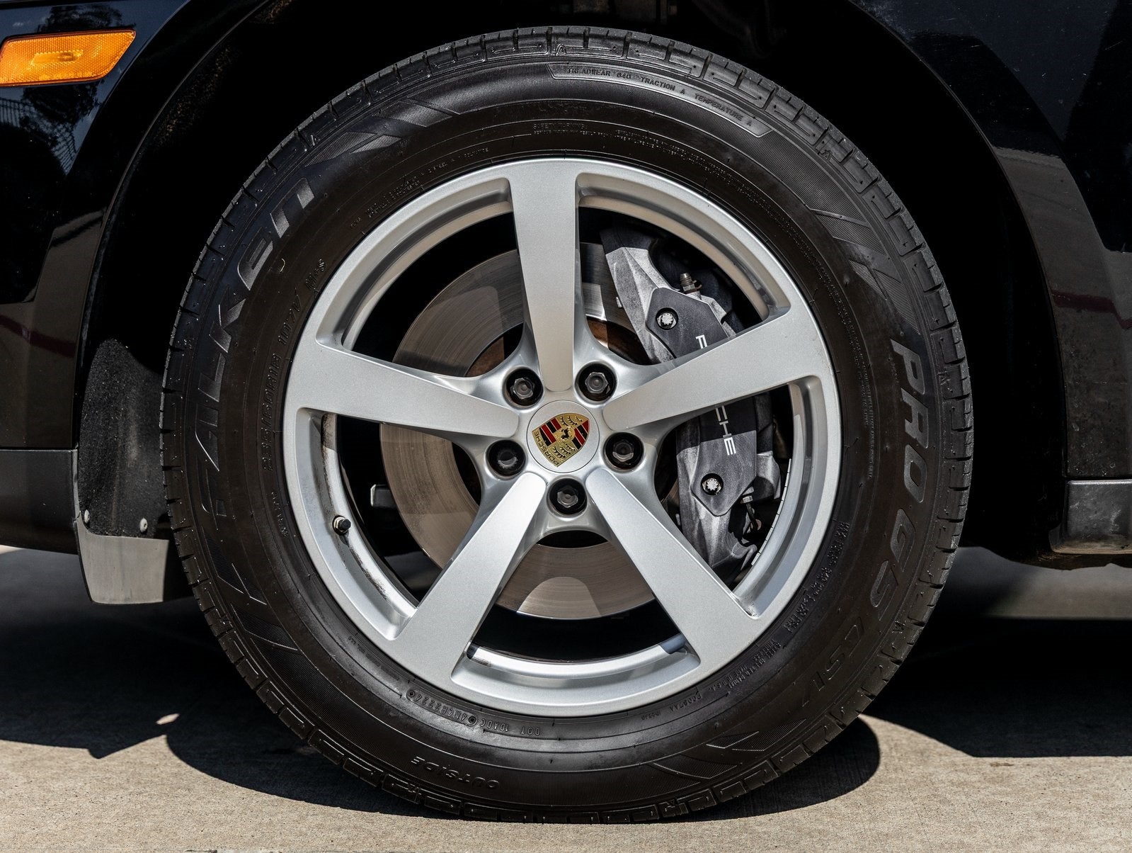 2021 Porsche Macan Macan