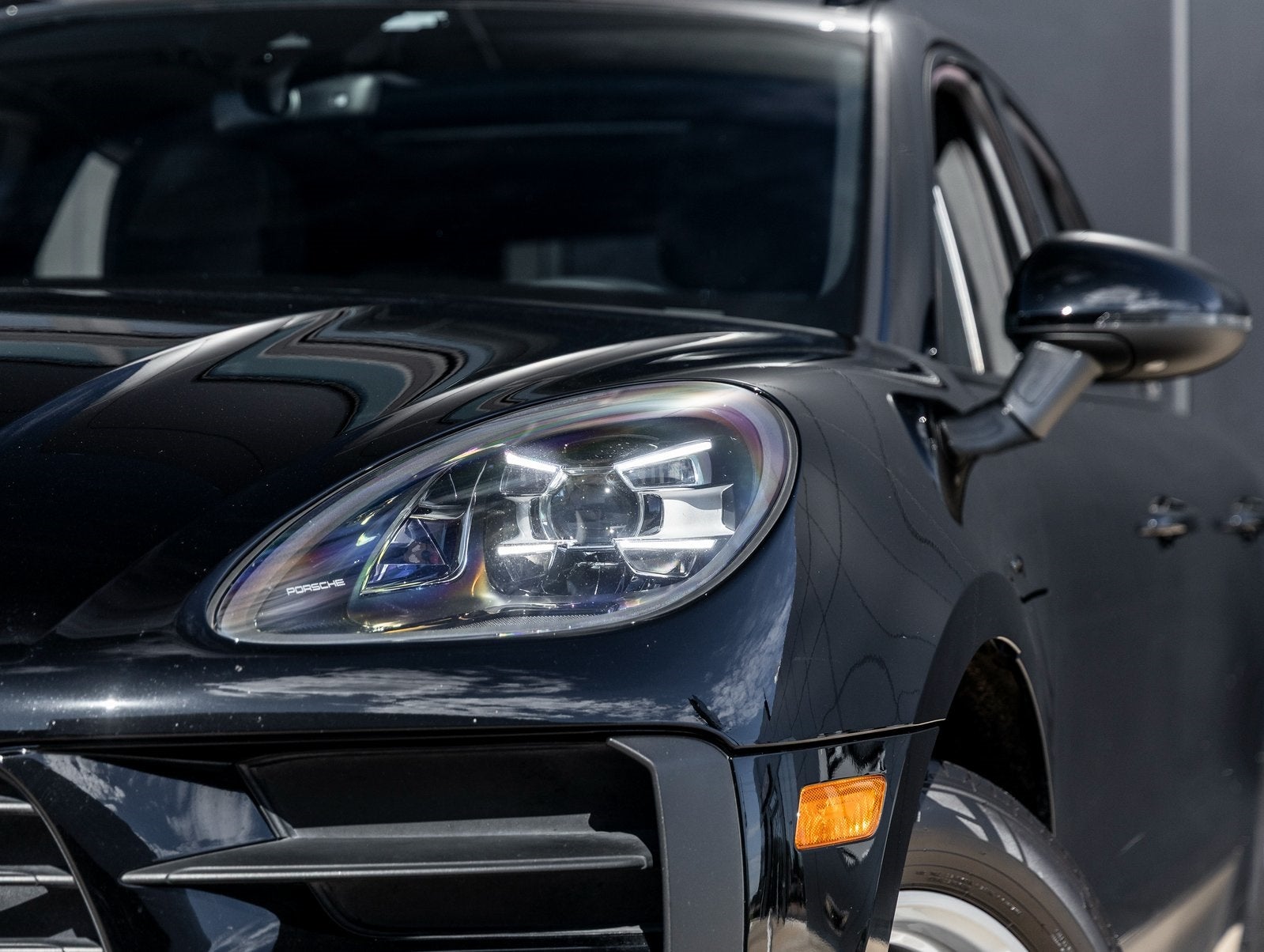 2021 Porsche Macan Macan