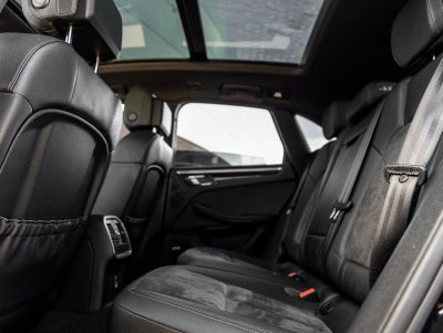 2021 Porsche Macan Macan