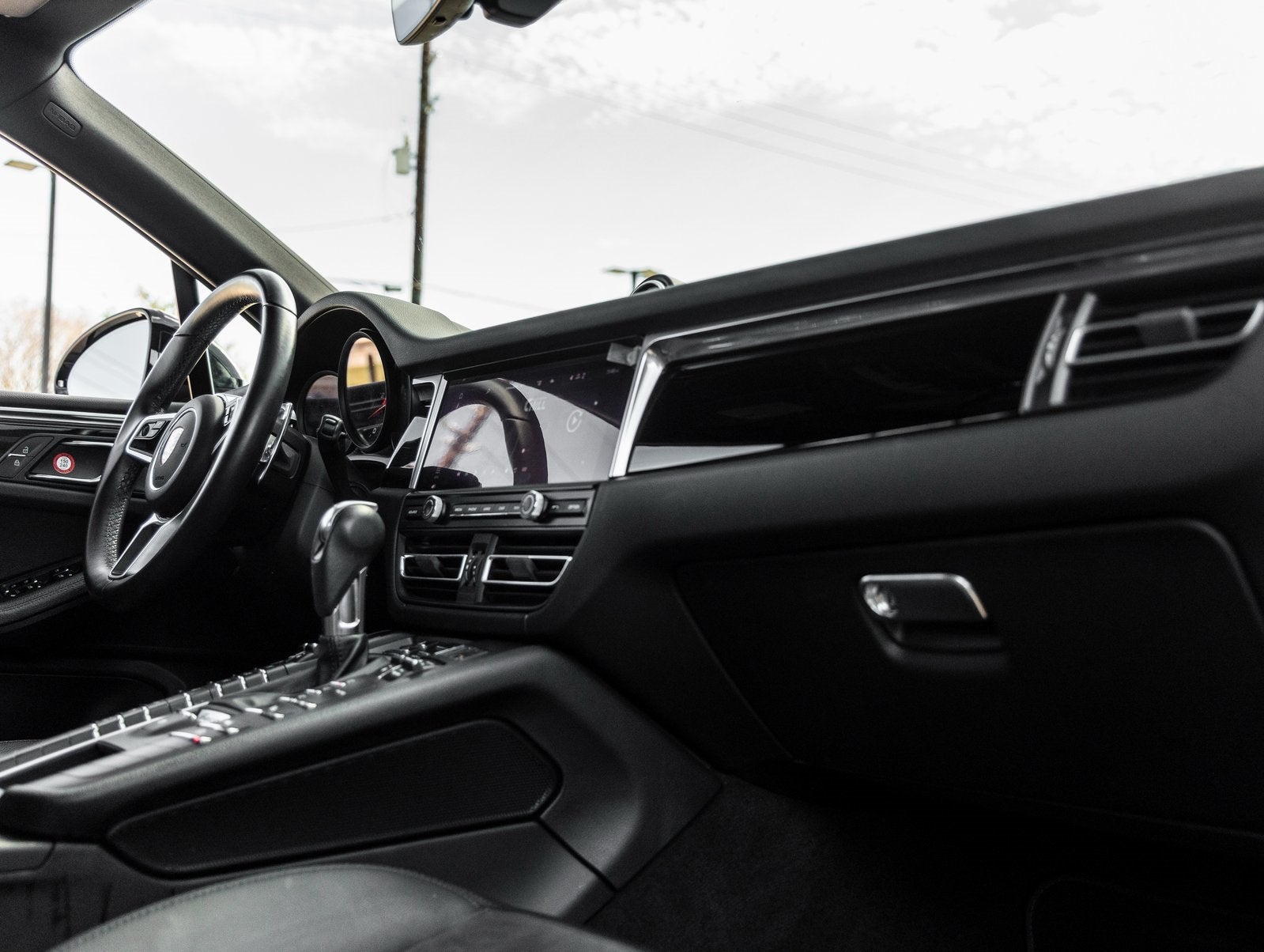 2021 Porsche Macan Macan