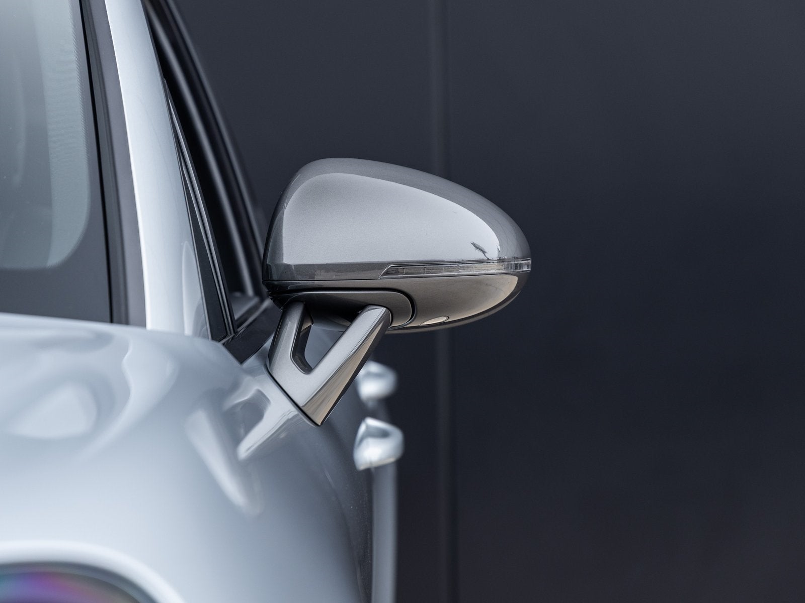 2023 Porsche Macan Macan T (MY23)