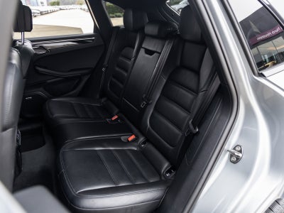 2023 Porsche Macan Macan T (MY23)