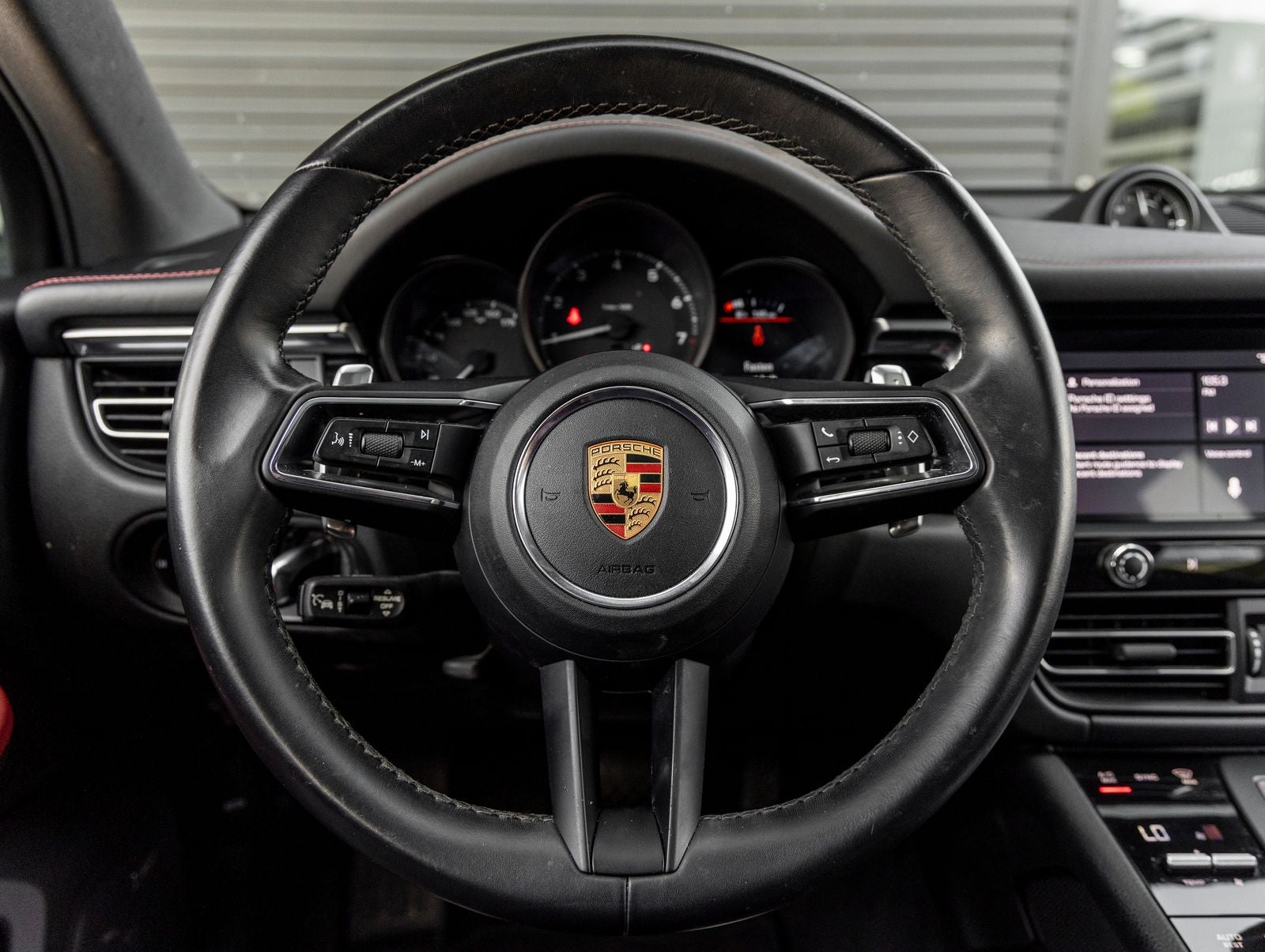 2023 Porsche Macan Macan (MY23)