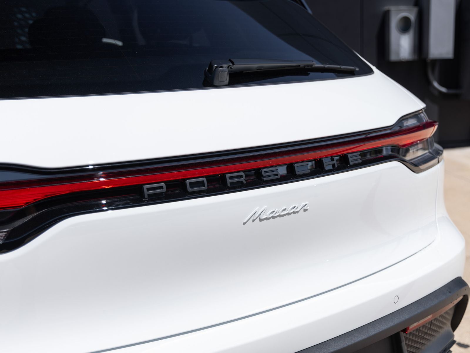 2026 Porsche Macan AWD