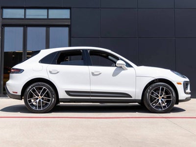 2026 Porsche Macan Macan