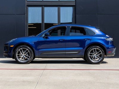 2026 Porsche Macan AWD