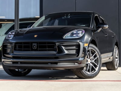 2026 Porsche Macan AWD