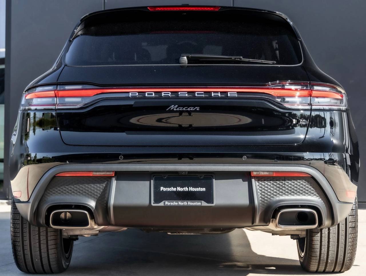 2026 Porsche Macan Macan