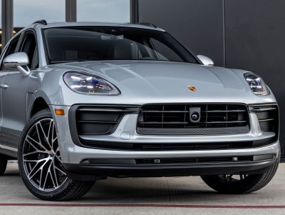 2026 Porsche Macan AWD