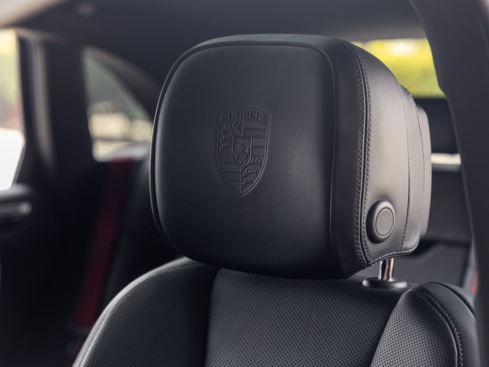 2023 Porsche Macan Macan (MY23)