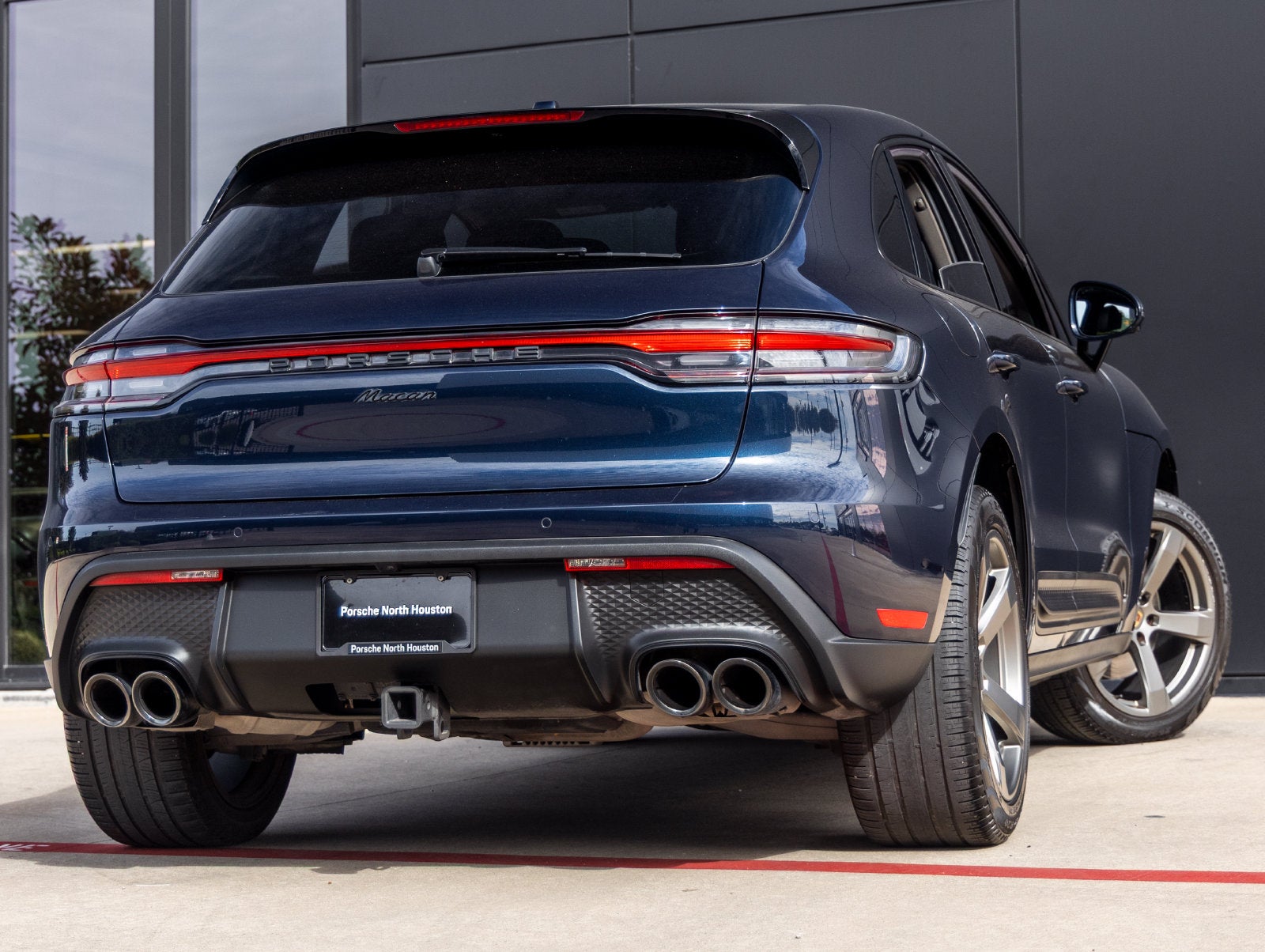 2023 Porsche Macan Macan