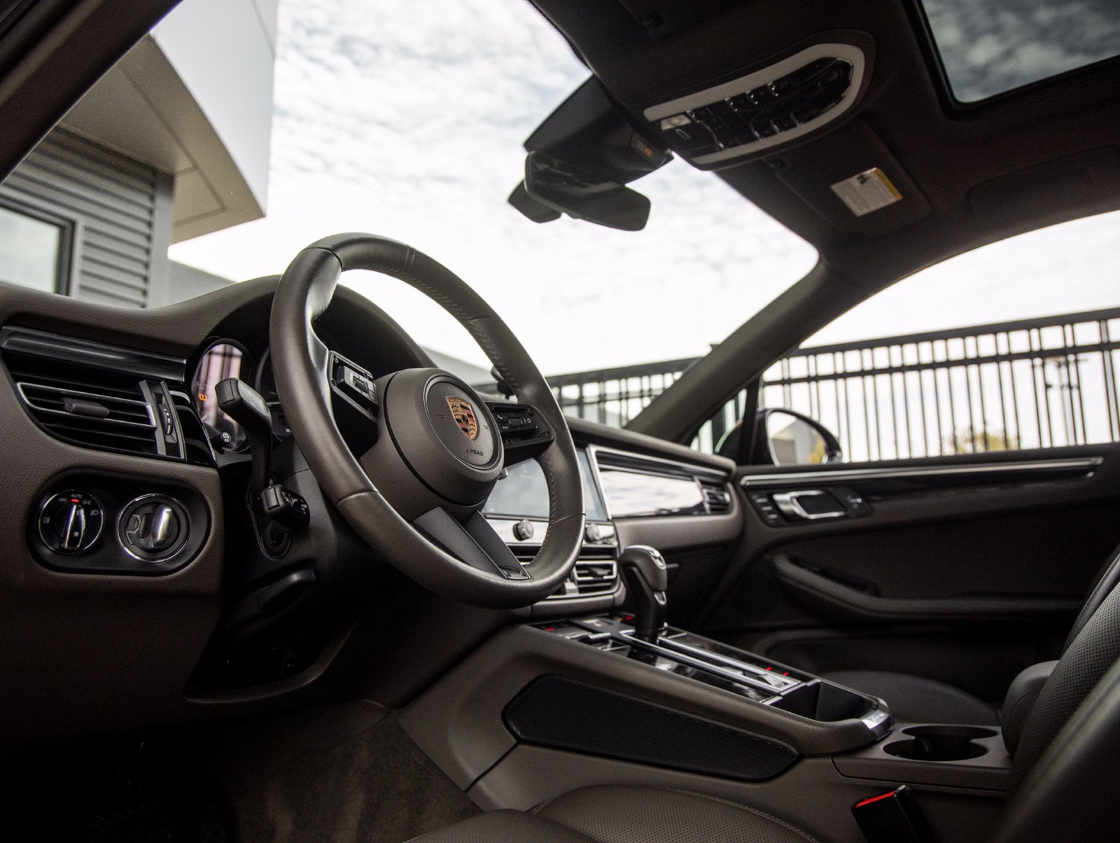 2023 Porsche Macan Macan