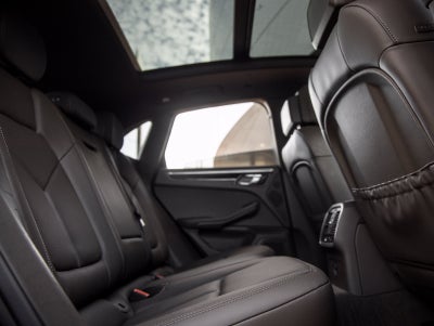 2023 Porsche Macan Macan