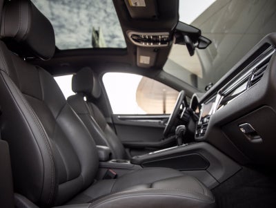 2023 Porsche Macan Macan