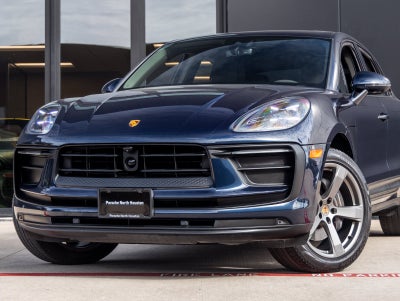 2023 Porsche Macan Macan