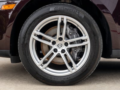 2024 Porsche Macan AWD