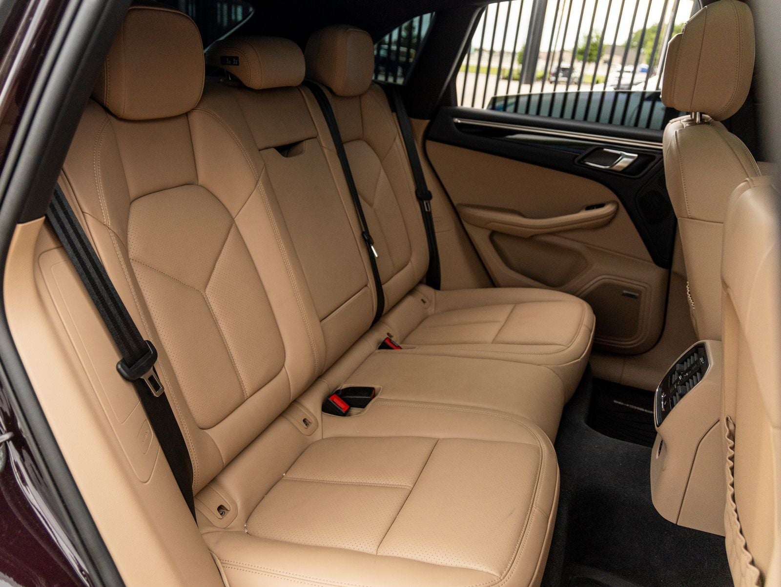 2024 Porsche Macan AWD