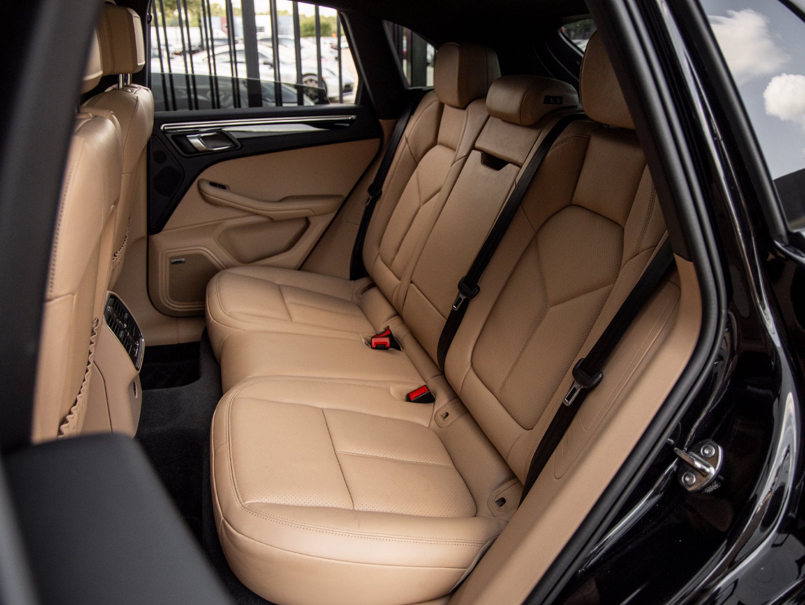 2024 Porsche Macan Macan