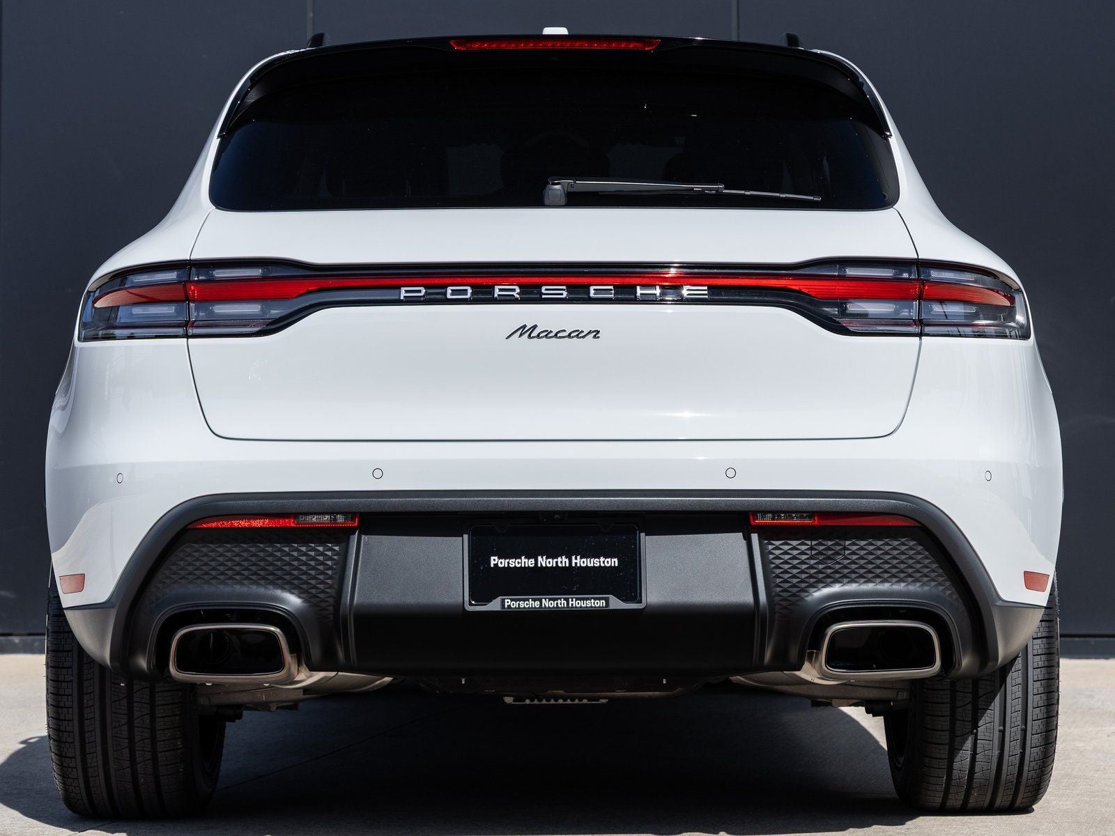 2026 Porsche Macan AWD
