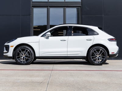 2026 Porsche Macan AWD