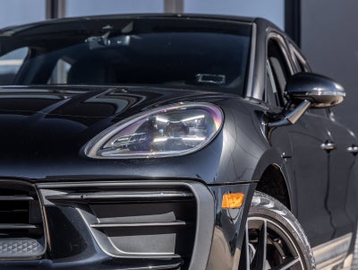 2023 Porsche Macan Macan