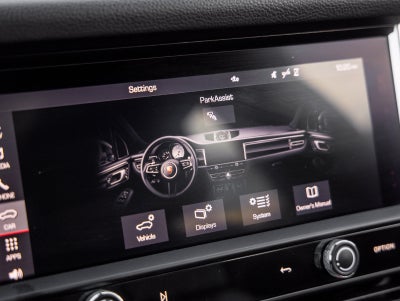 2023 Porsche Macan Macan