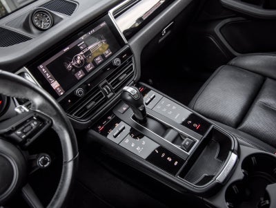 2023 Porsche Macan Macan
