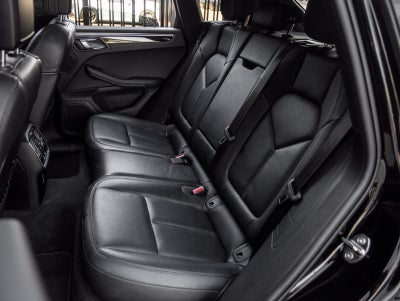 2023 Porsche Macan Macan