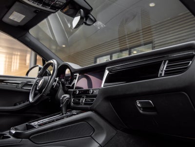 2023 Porsche Macan Macan