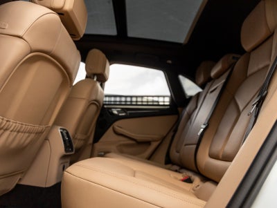 2024 Porsche Macan Macan (MY24)