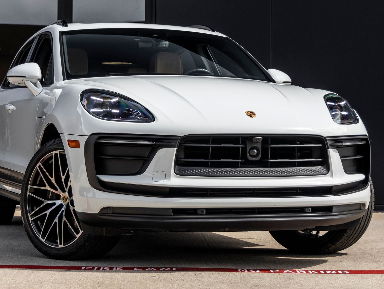 2024 Porsche Macan Macan (MY24)