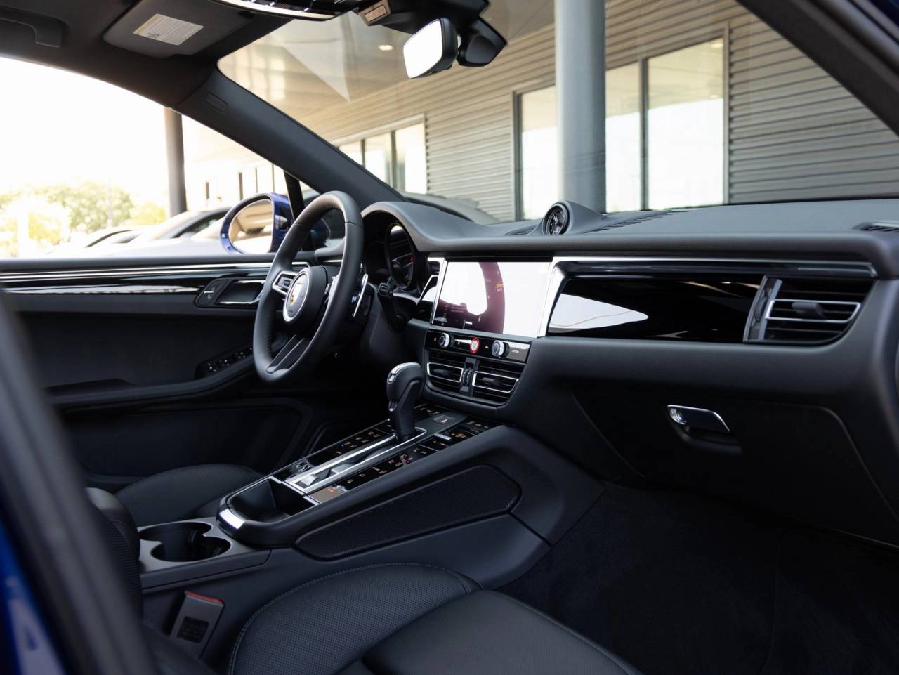 2025 Porsche Macan Macan