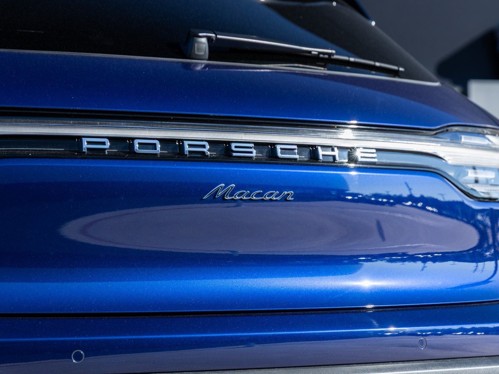 2026 Porsche Macan AWD