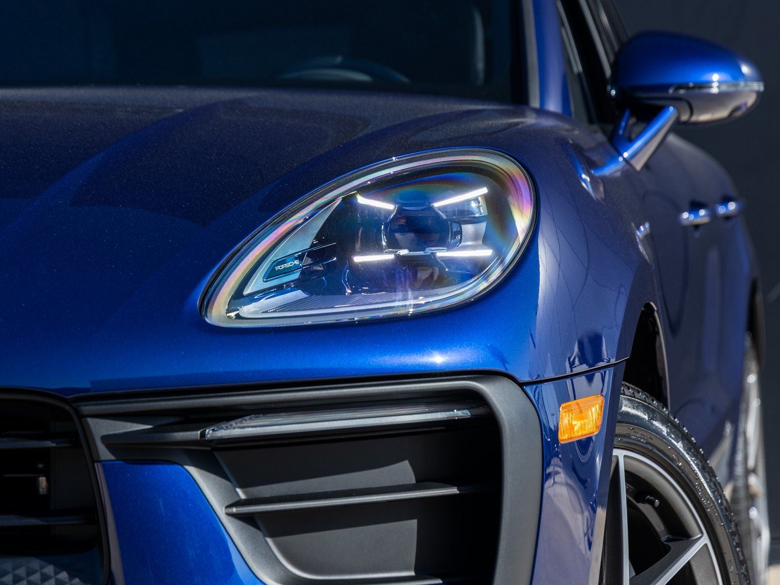 2026 Porsche Macan AWD