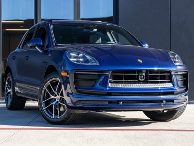 2026 Porsche Macan AWD