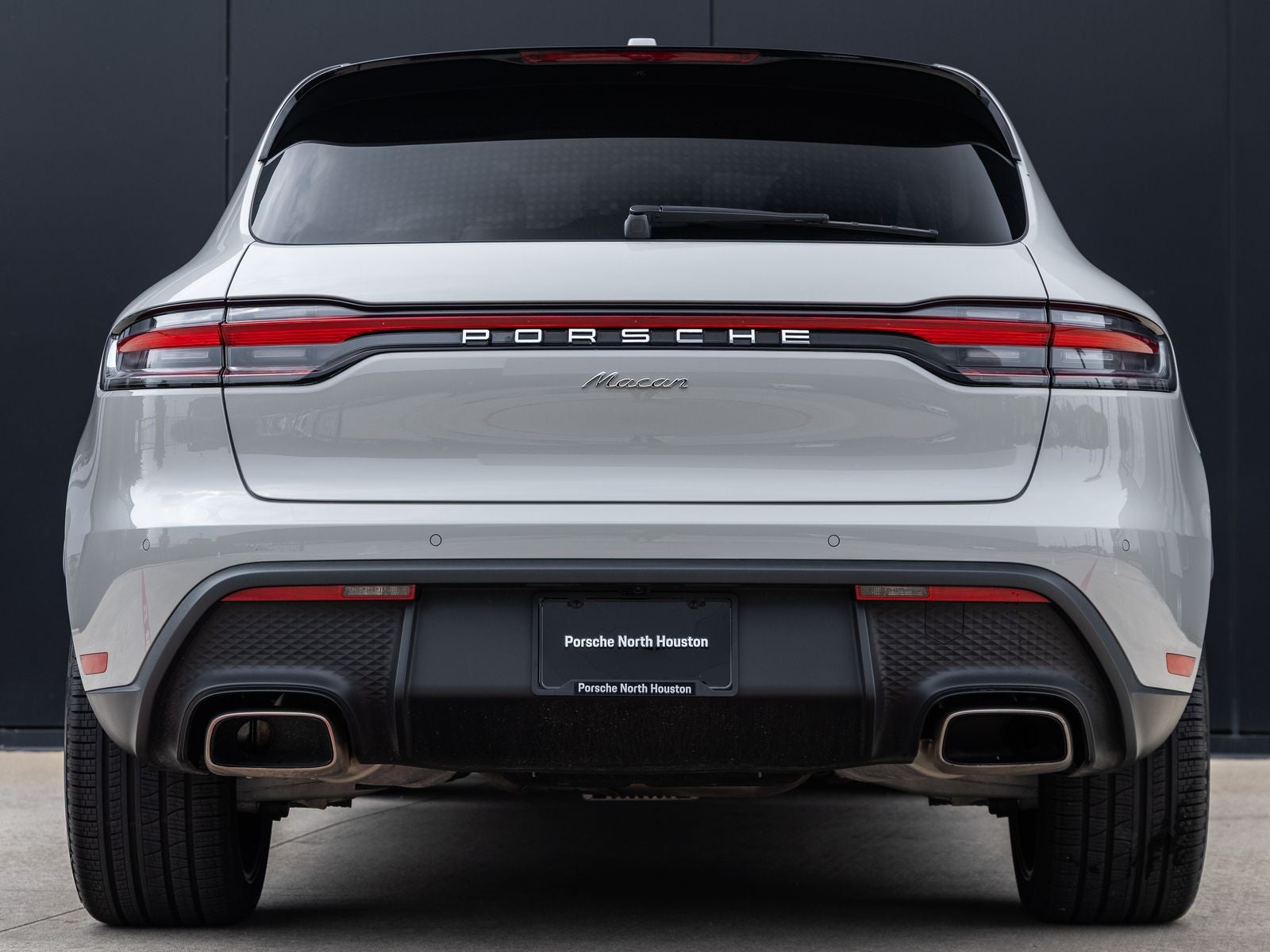 2026 Porsche Macan AWD