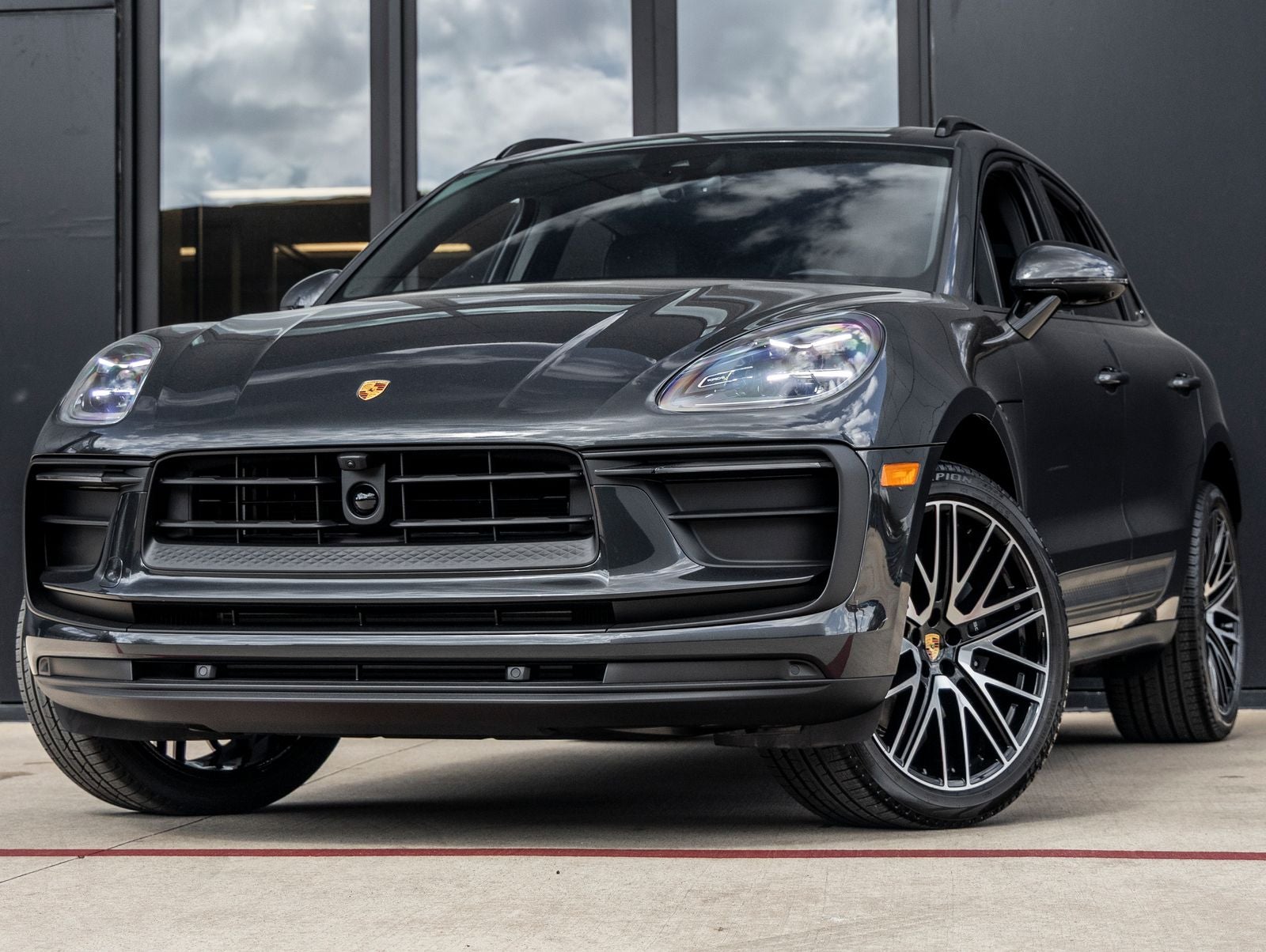 2026 Porsche Macan Macan