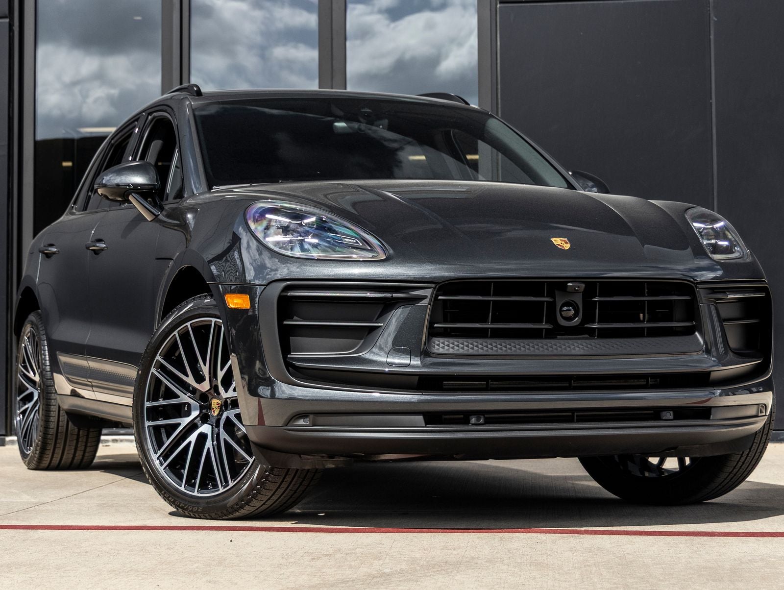 2026 Porsche Macan Macan