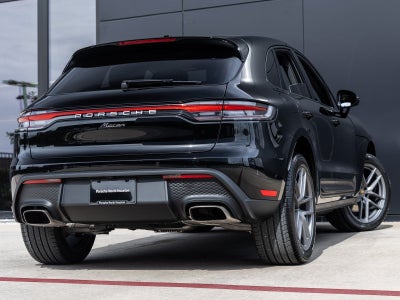 2026 Porsche Macan Base